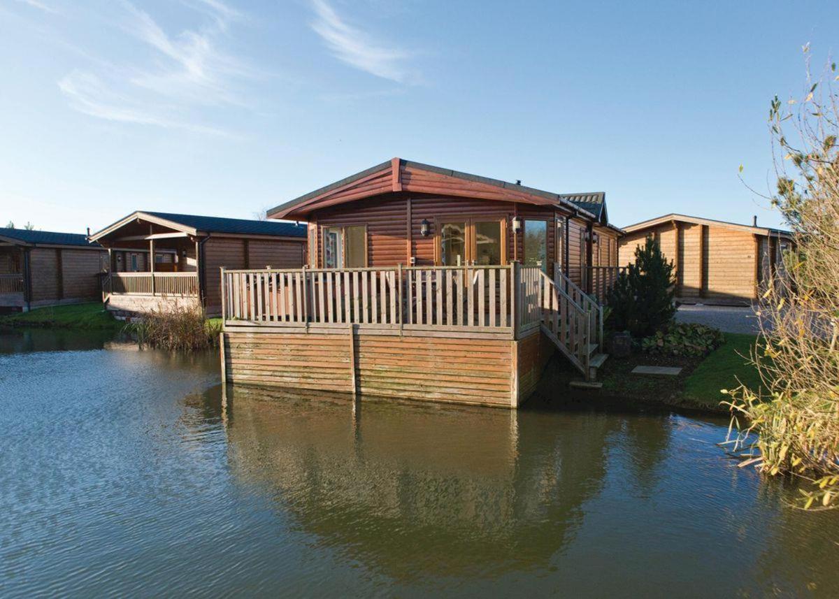 Dacre Lakeside Park Hotel Brandesburton Eksteriør billede