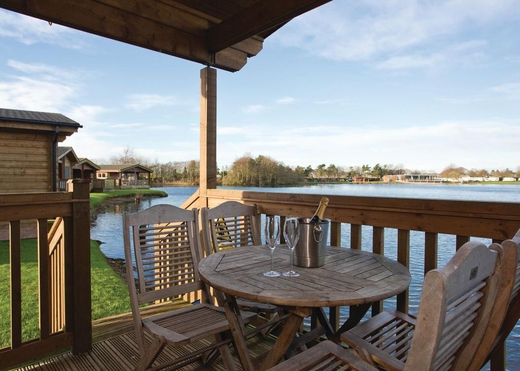 Dacre Lakeside Park Hotel Brandesburton Eksteriør billede