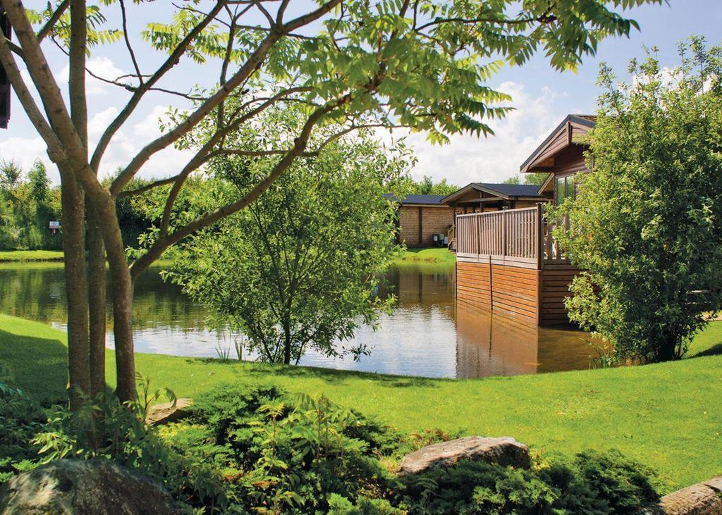 Dacre Lakeside Park Hotel Brandesburton Eksteriør billede