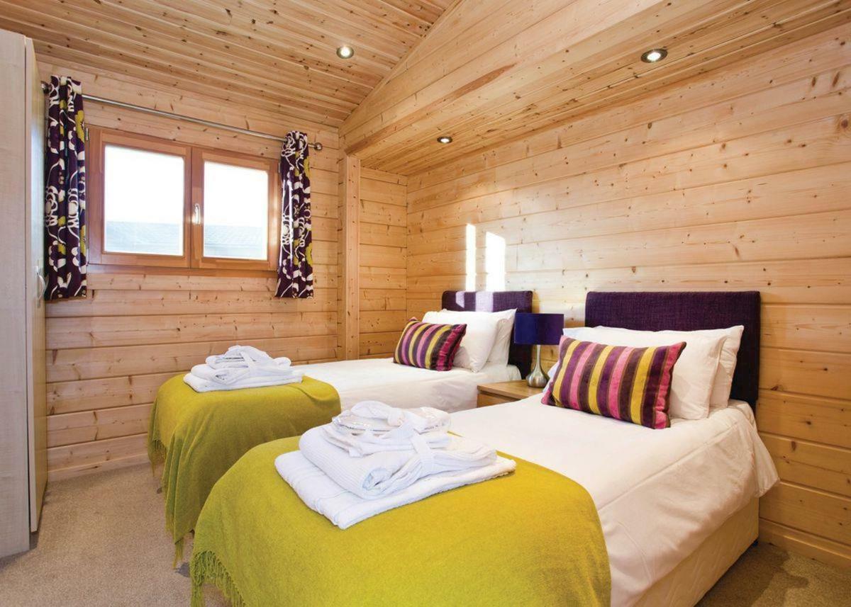 Dacre Lakeside Park Hotel Brandesburton Eksteriør billede